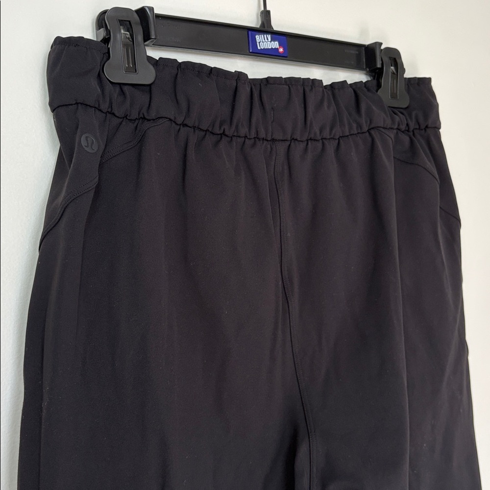 NEW Lululemon Stretch High-Rise Black Jogger Size 8 - Picture 8 of 9